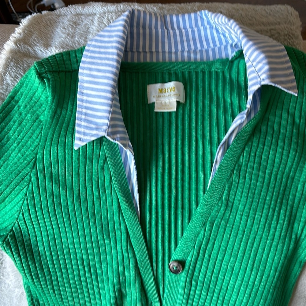 Maeve anthropologie shirt sweater in green v neck with striped shirt in M